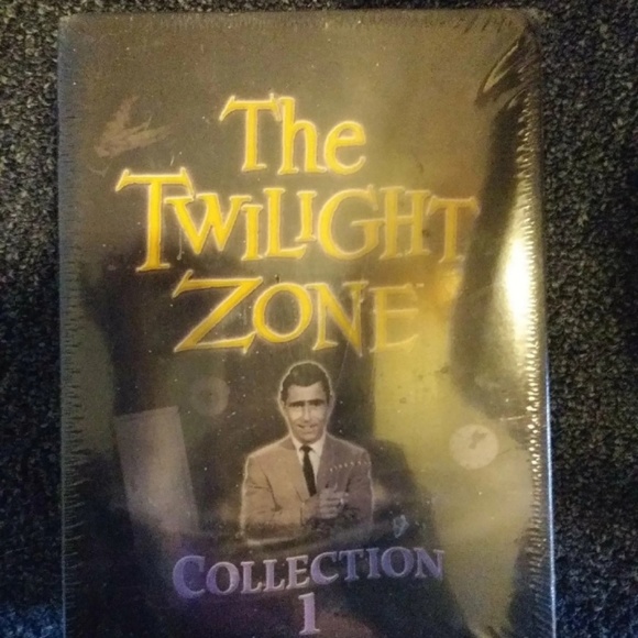 The Twilight Zone DVD set - Picture 1 of 3